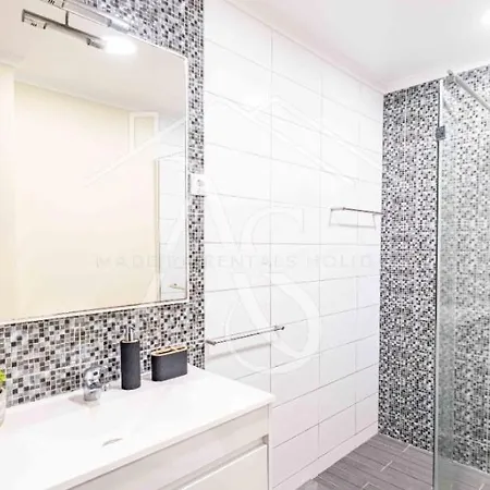 Apartamento Enjoy Madeira 2 *